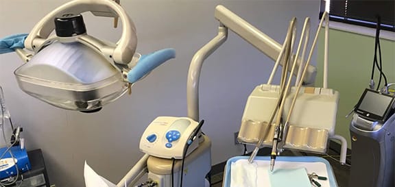 Operatory room for Marin Reconstructive Periodontics showing teeth cleaning tools
